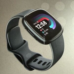 Fitbit Versa 4 with Black Strap